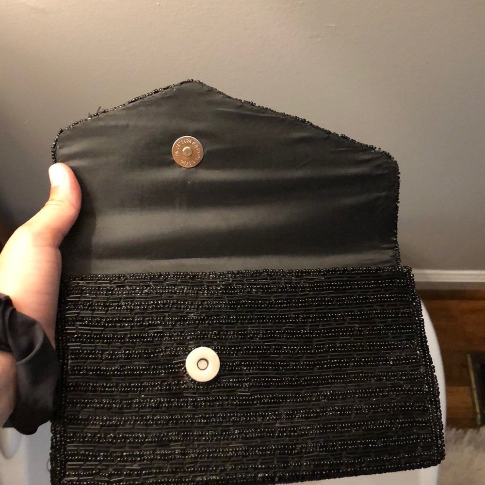 Beaded envelope clutch! - Picture 5 of 8
